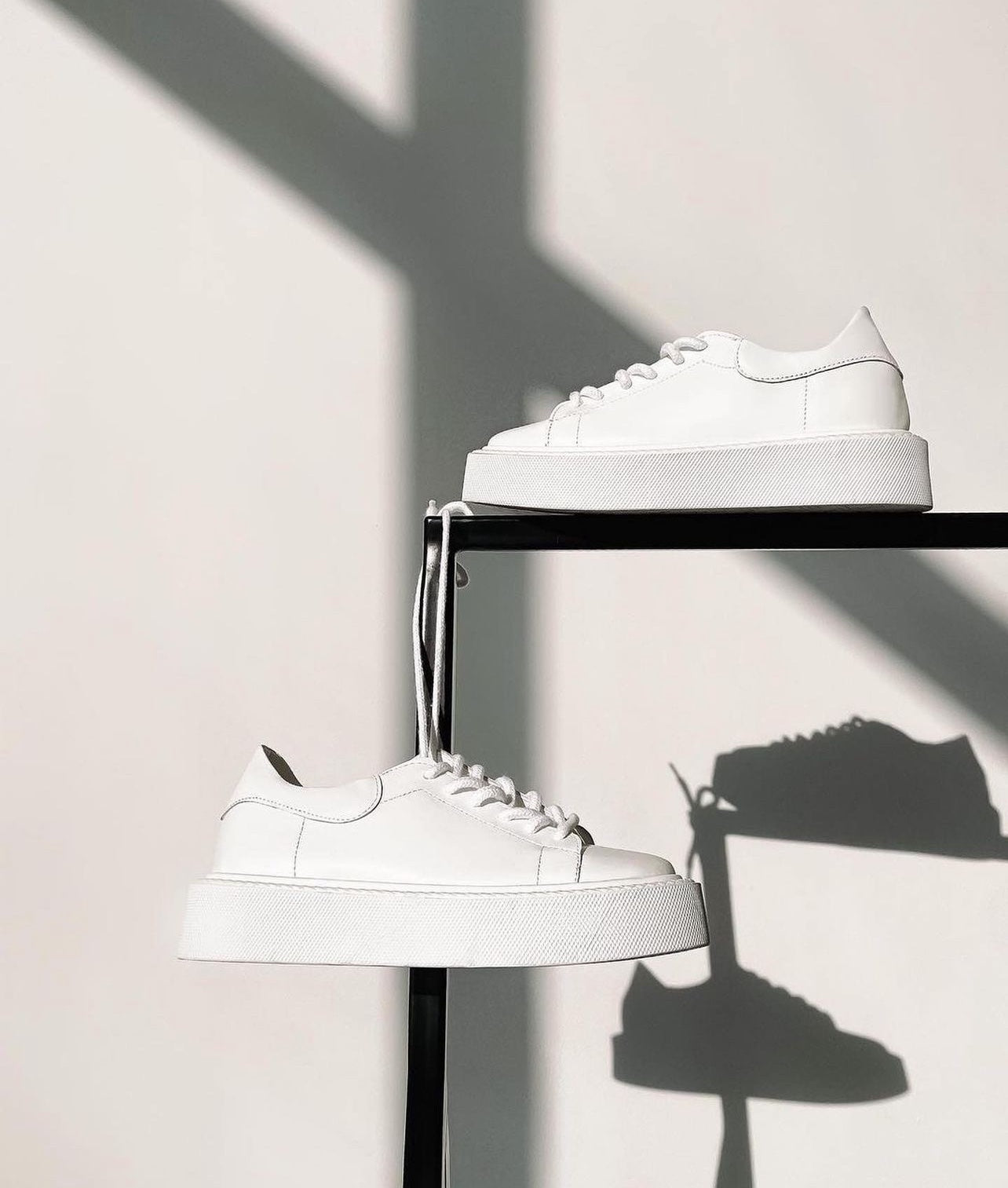 incredible white classic sneakers